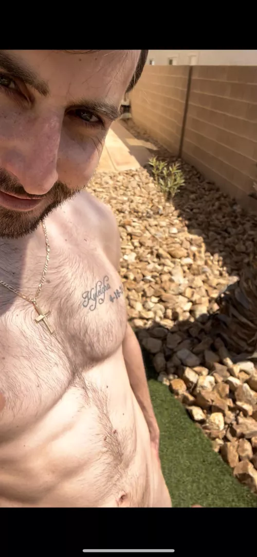 Gay otter 🦦 chilling 😎 by Roo_lawnmaster