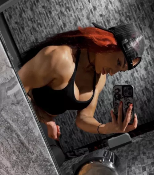 Growing those delts by thereal_jjrebelle