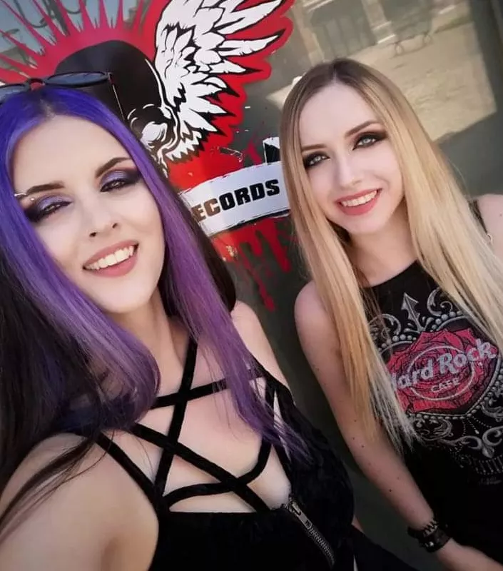 Hard rock cafe posted by Chaturbater1