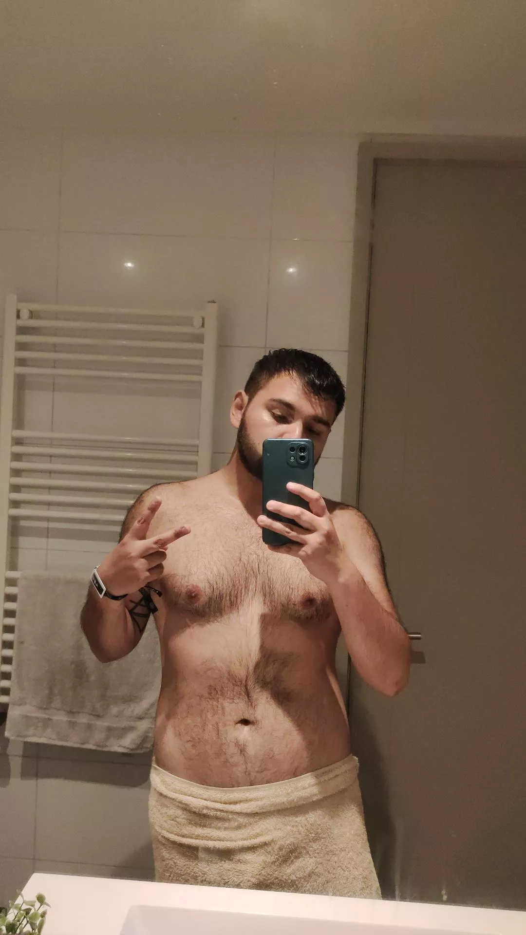 hi everyone 😸 feeling sexy again posted by traegario