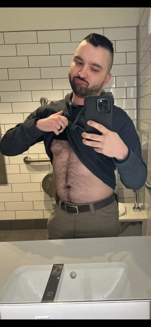 I need to get rid of some of this tummy by gaboy9412