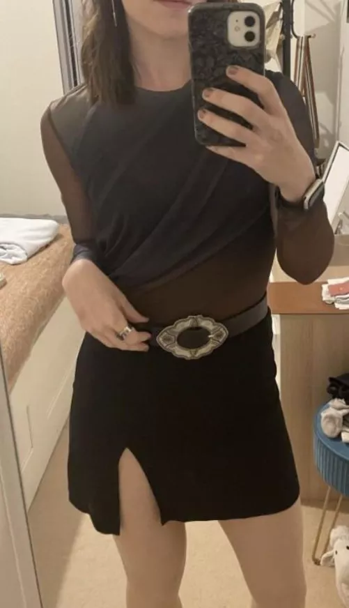 I’m on my way to a first date :3 by bambibynight