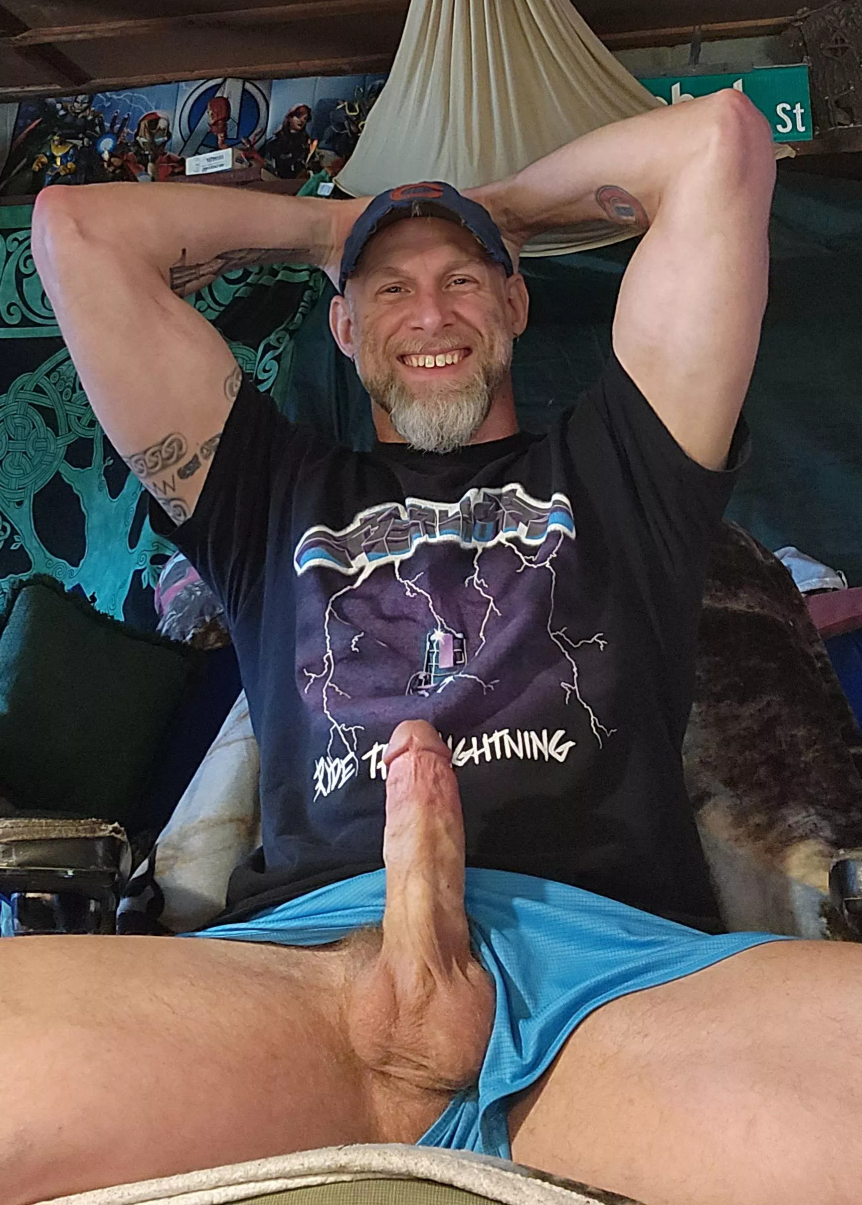 Jump on! This seat also runs on electricity, but it's better for you than Metallica's [47] posted by yogadaddywill