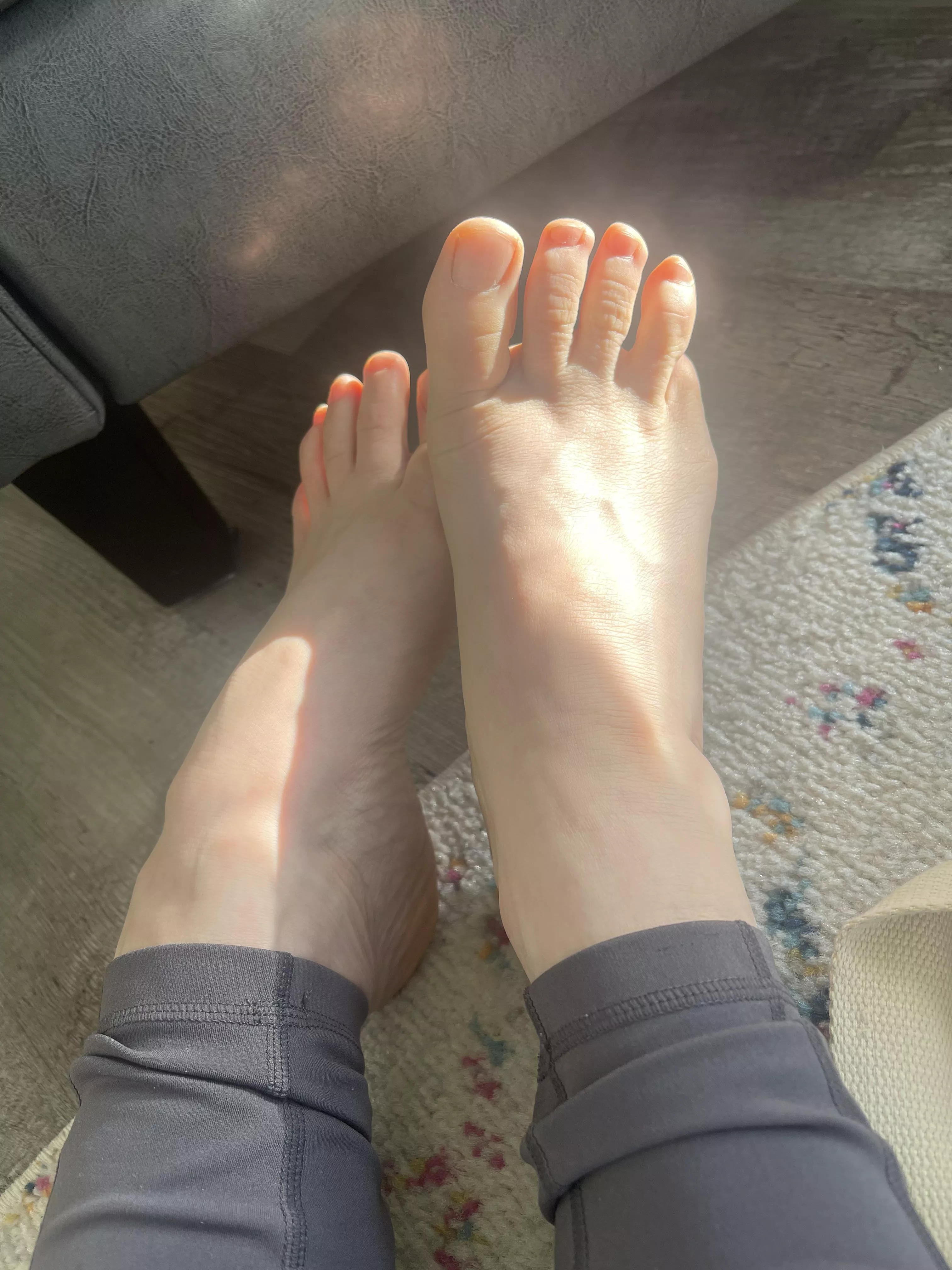 Magical sunshine for my yoga today. Yummy posted by Mrsteasertoes