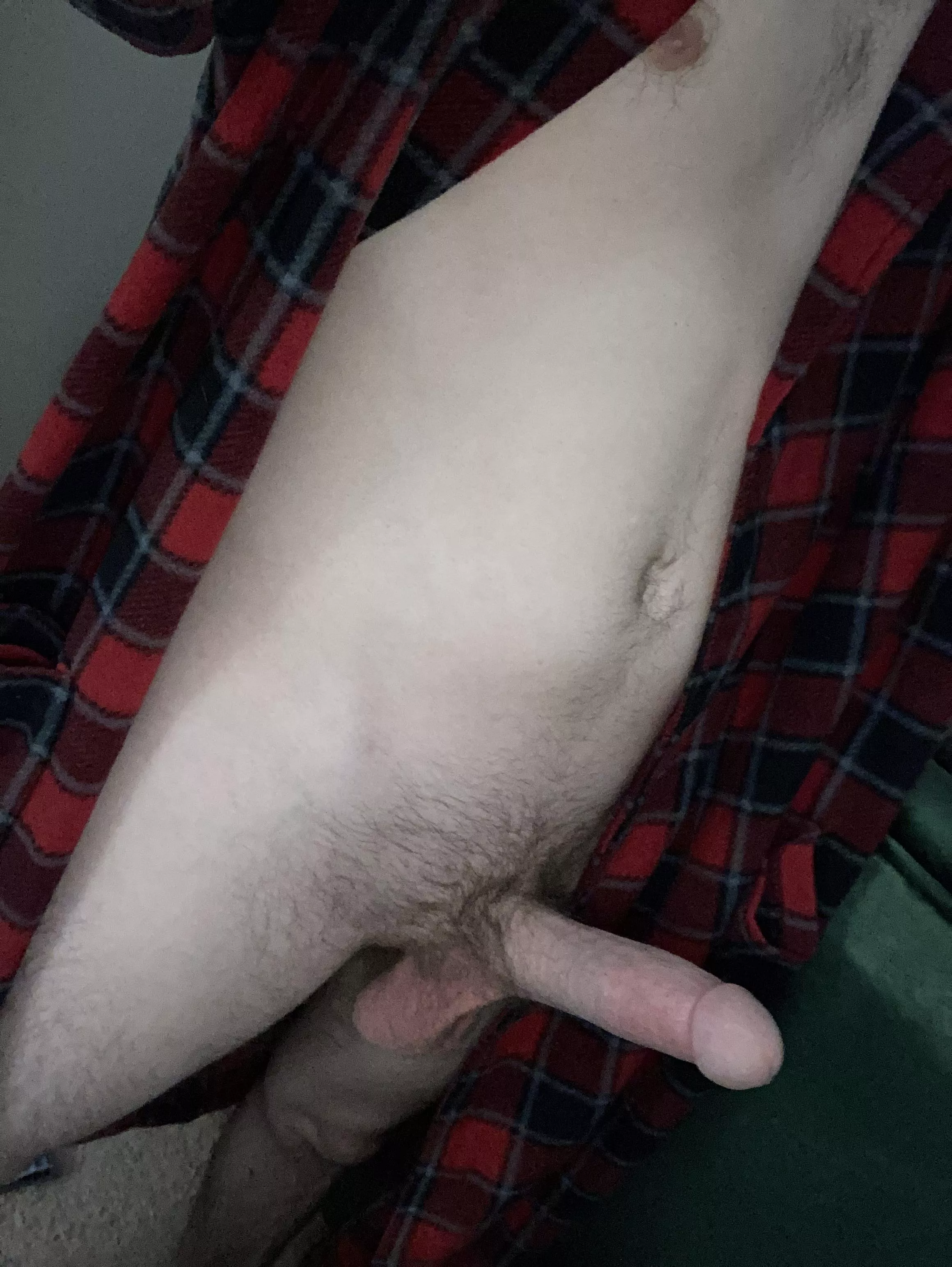 Morning wood in the robe posted by V3ntchr1s