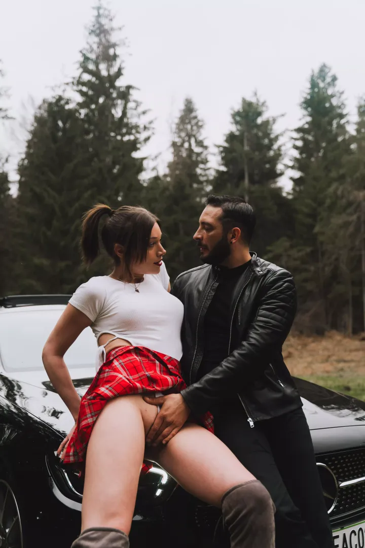 My girlfrend and her slutty skirt🥰 by brankopia
