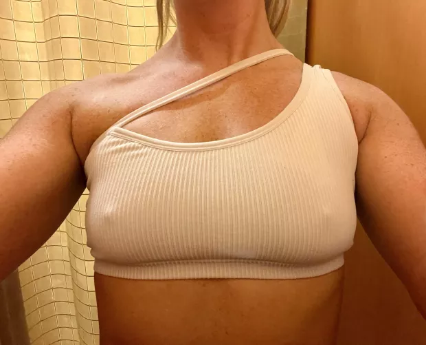 No wonder everyone was staring at me this morning during my workout by Freckles4848