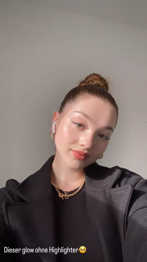 Precious by OldDinosaurus