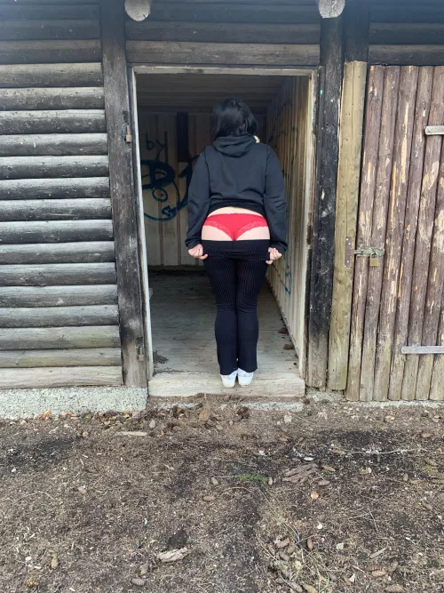 React if I can dm you free nude by Lena-Xavie