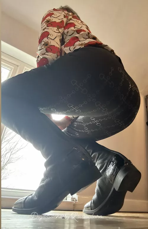 Riding boots stop chafing [oc] by louloulara