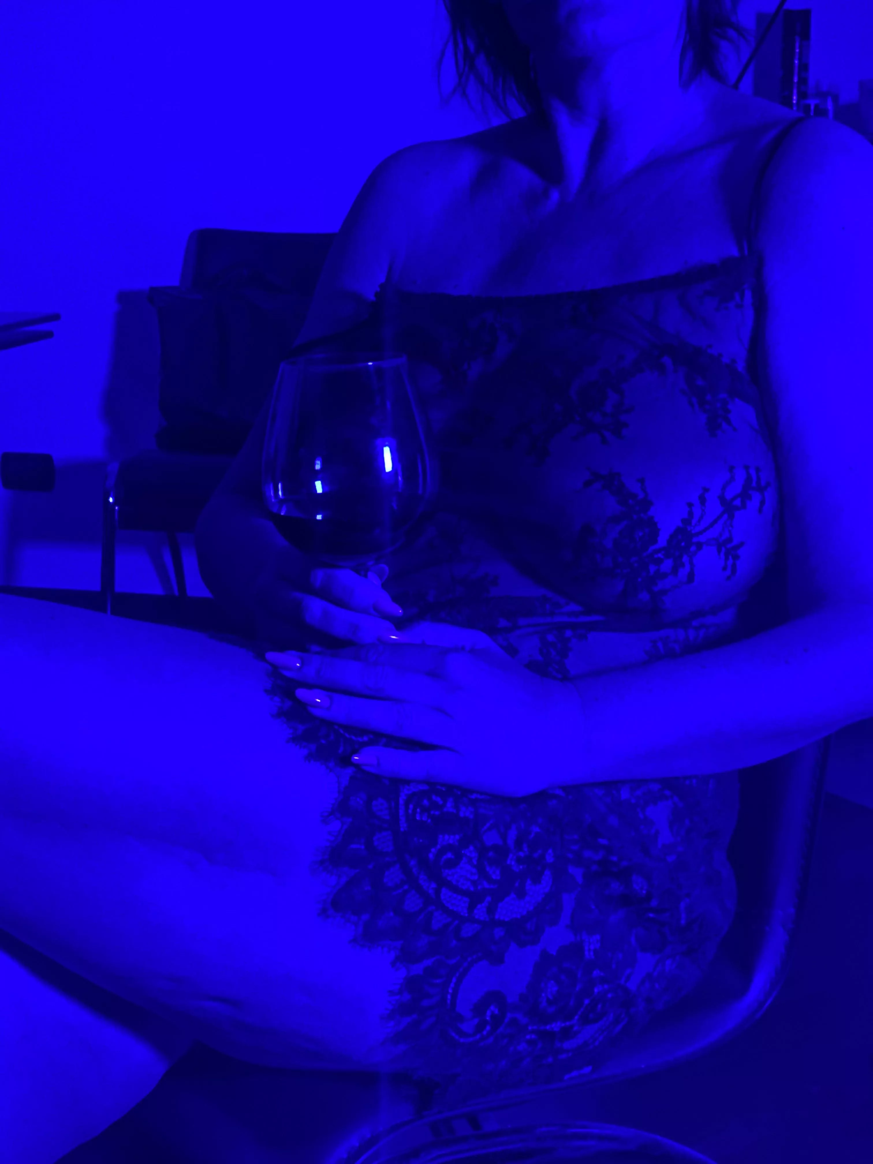 Saturday night posted by LisaAnnandrob