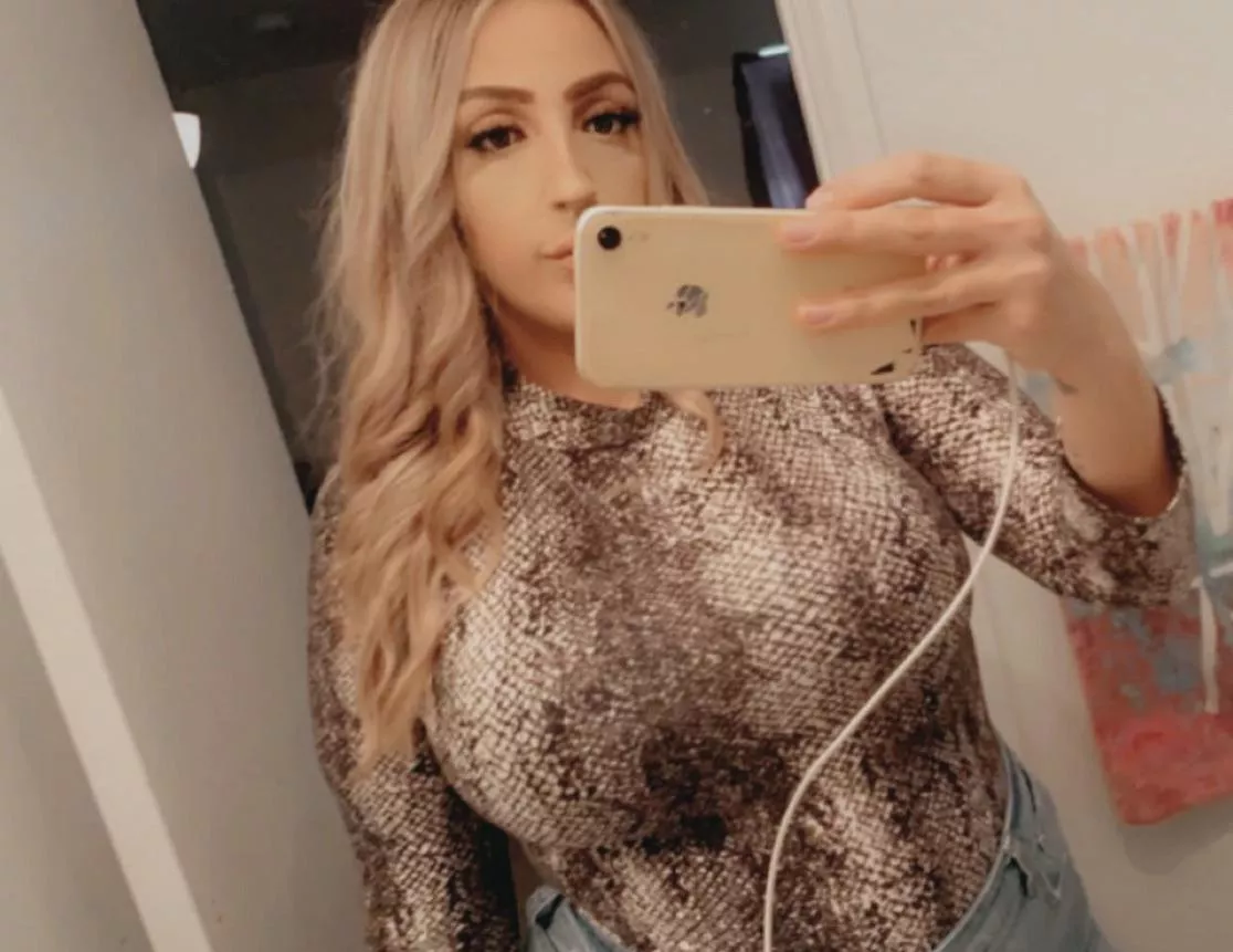 Shirt is working overtime posted by buckeye889