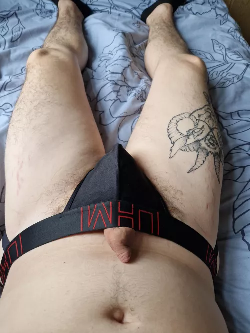 Soft leaves a little bit poking out the top by SmexySpidey1