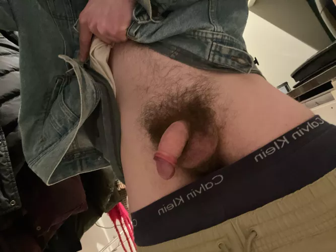 Someone want to play with my soft cock 😏 by Horny_dude26