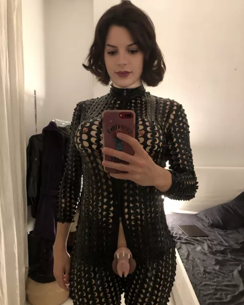 Taking the cage out for a minute before tucking it safely back into the suit! by Jumpy_Effort_7037