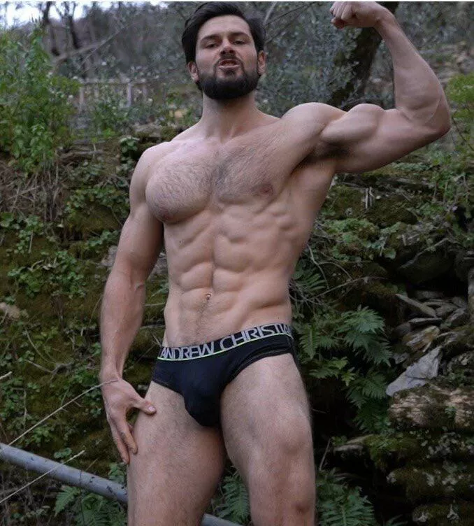 The beast in nature. Worship these shreds posted by beastmuscleshow
