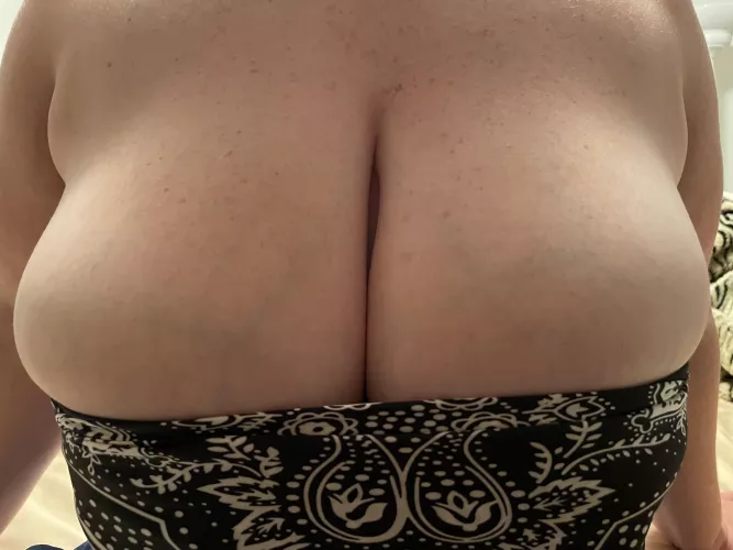 They just wanna bust out so badly! 🥵 by bbiancabbbb