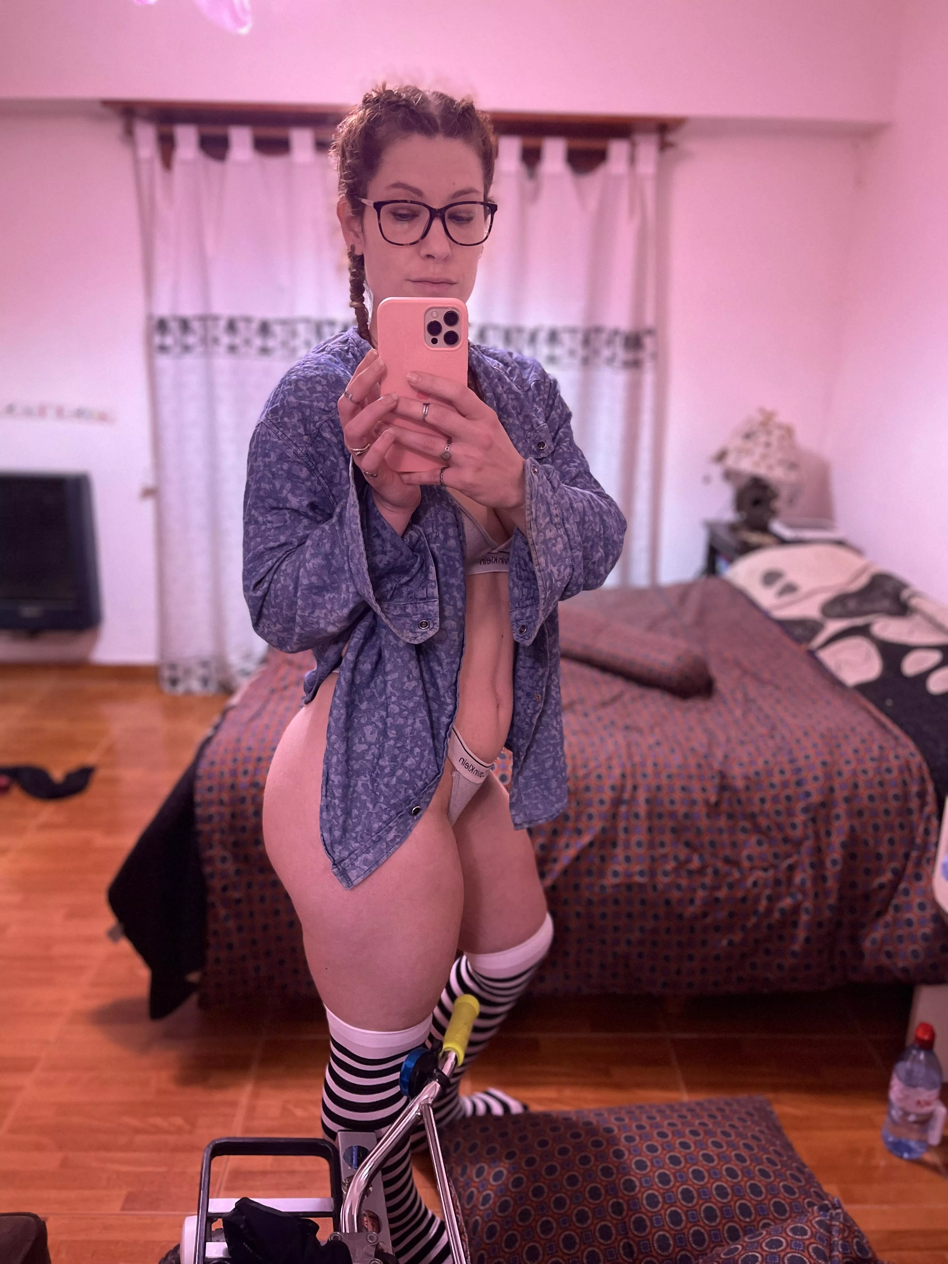 Trying to be sexy for you posted by ulacolooo69