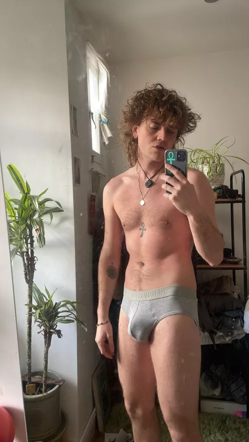 What’s better to get nudes or plant pics? by wiseandmanly