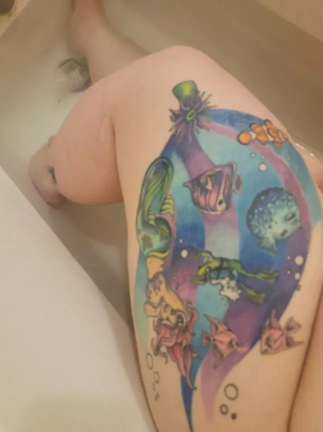 Who's gonna wash my back? posted by PLThickGirl