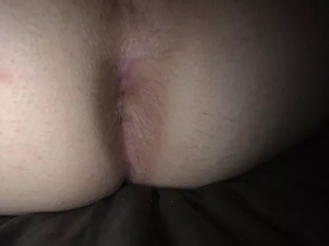 (18) need someone to lick then fuck this hole if ur down hmu ;) by EggplantNo376