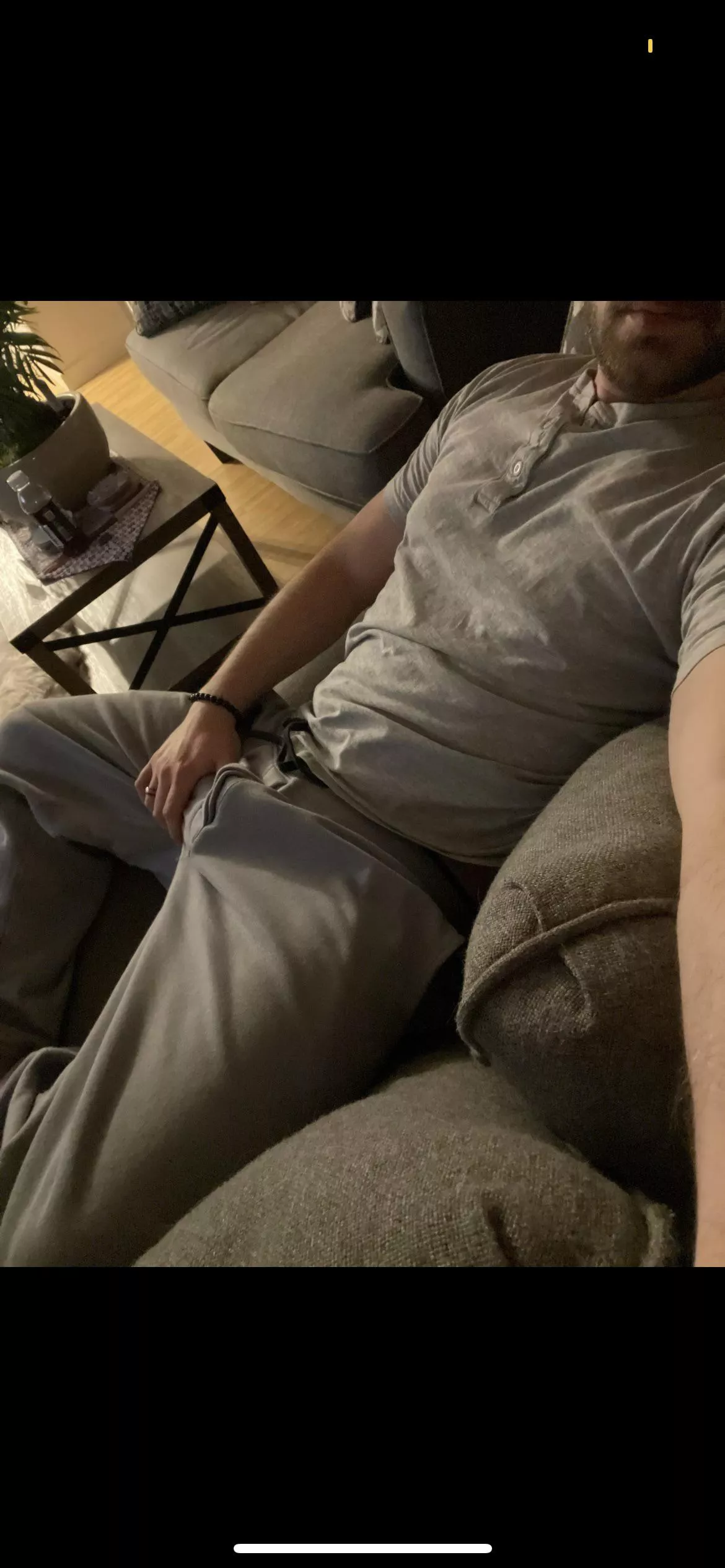 31. Married daddy. Looking to see some dick but also like face too! No age restriction I like them all. Add quinnyy3 posted by Radiant_Tangerine_69