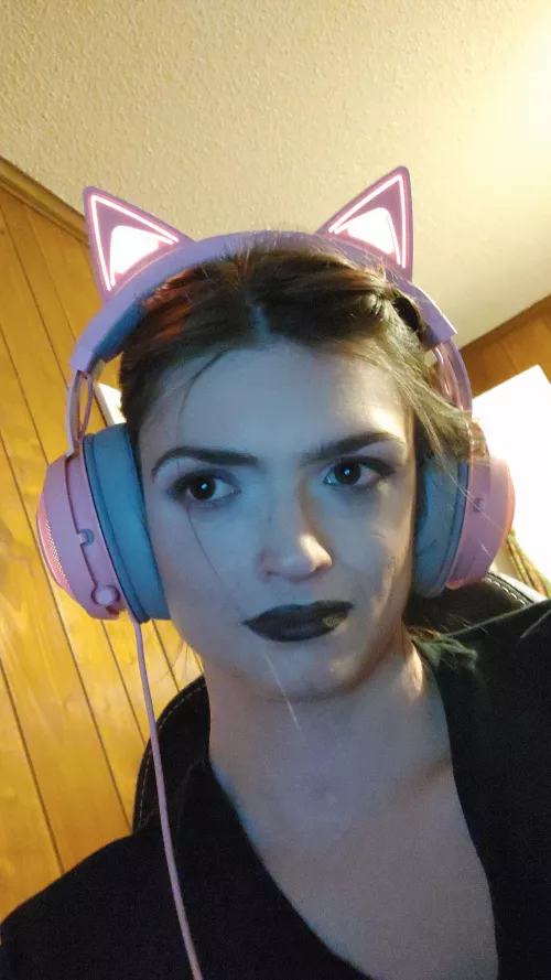 AHHH! I got my make up done for the first time!! by Mc_Nubbington