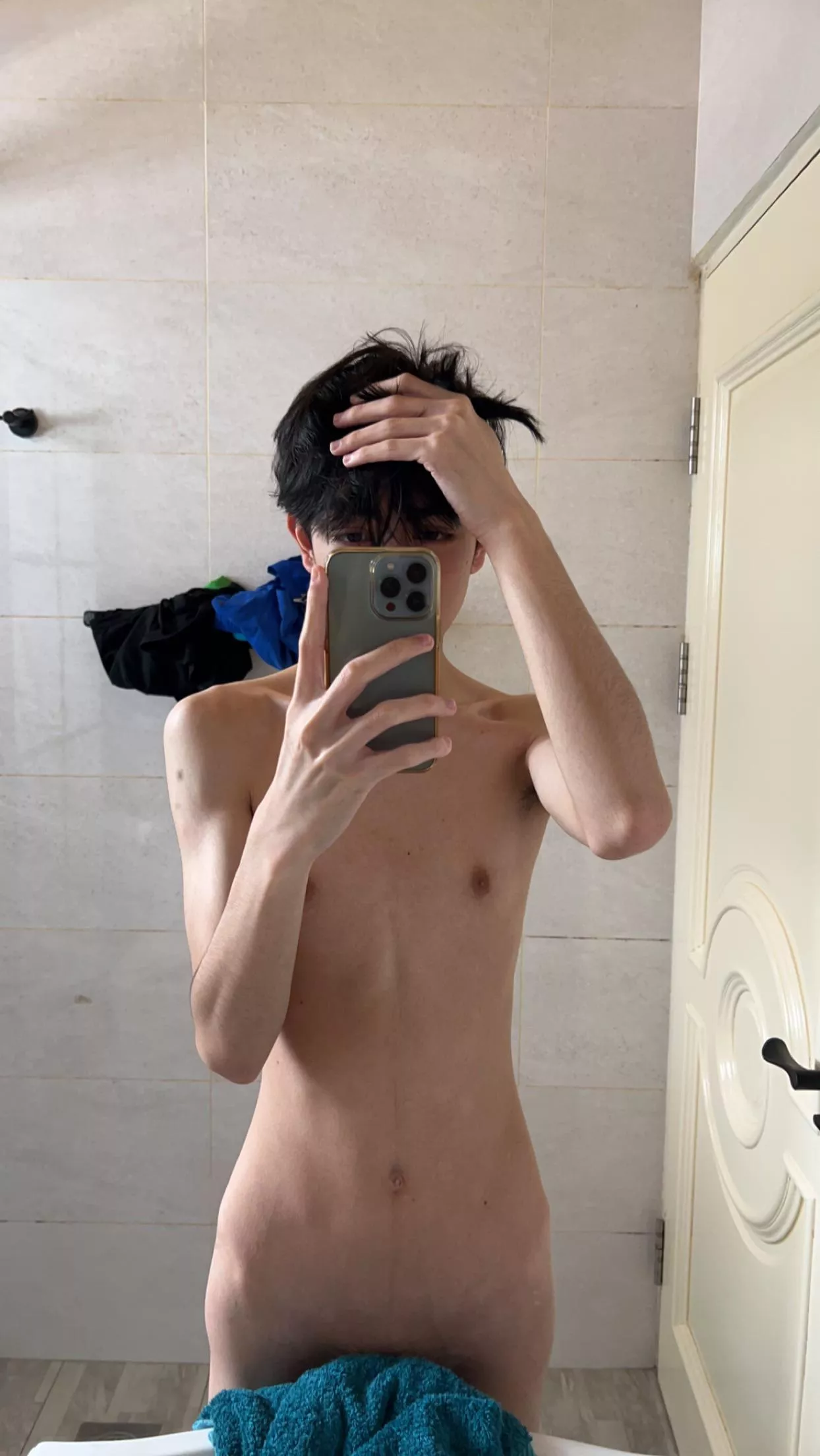 any big bros want to help out their lil bro? top++ (snap:ianaiko1311) posted by symphiiy