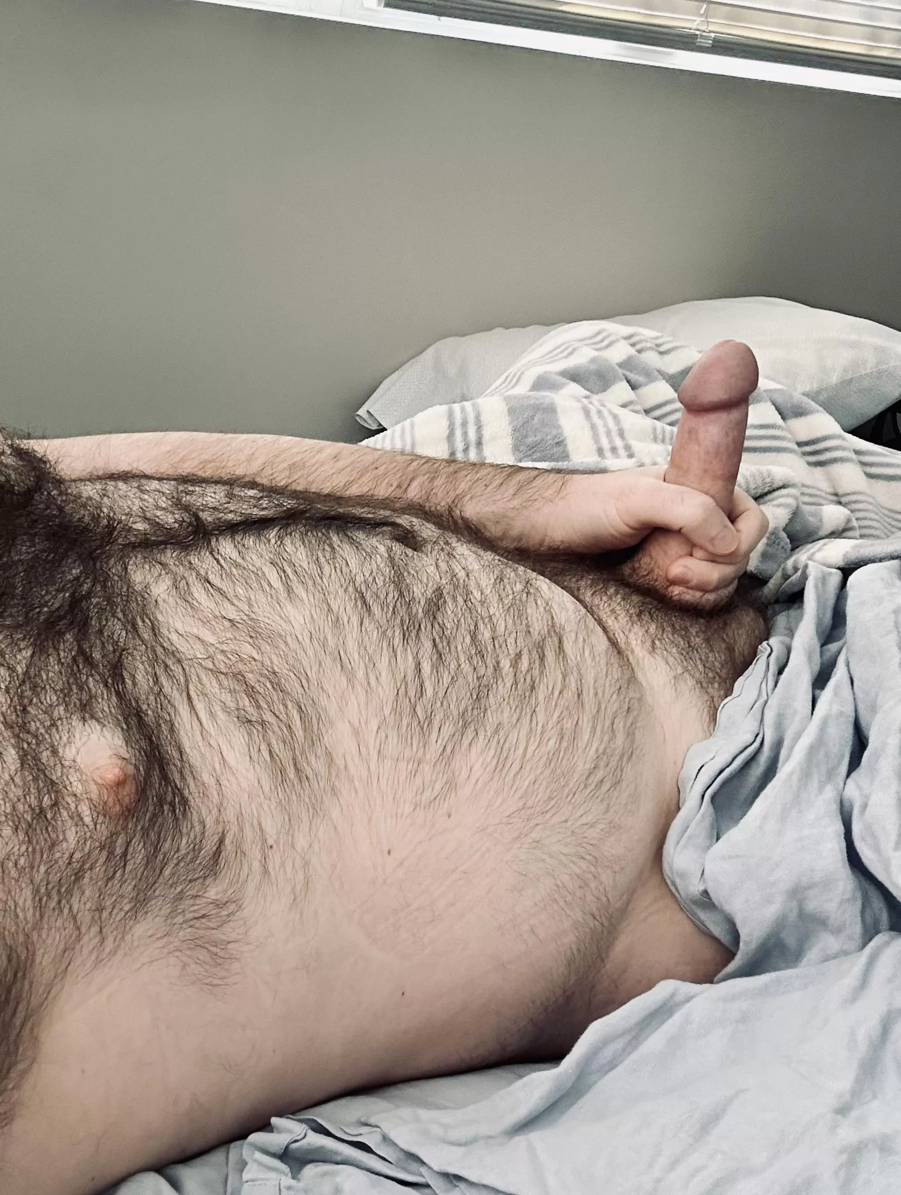 Anyone else procrastinate on Mondays? posted by hairythrowaway1313