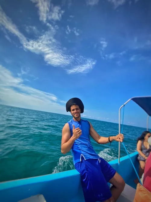 Back in blue 💙 by Walter_1999_