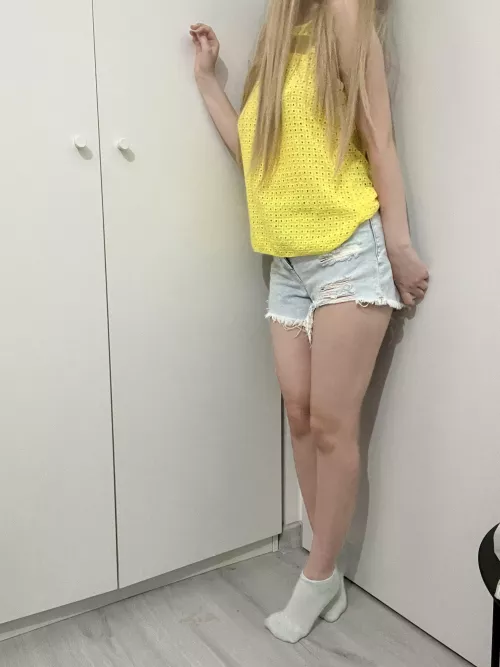 Blonde doll by kinkyhotdreams