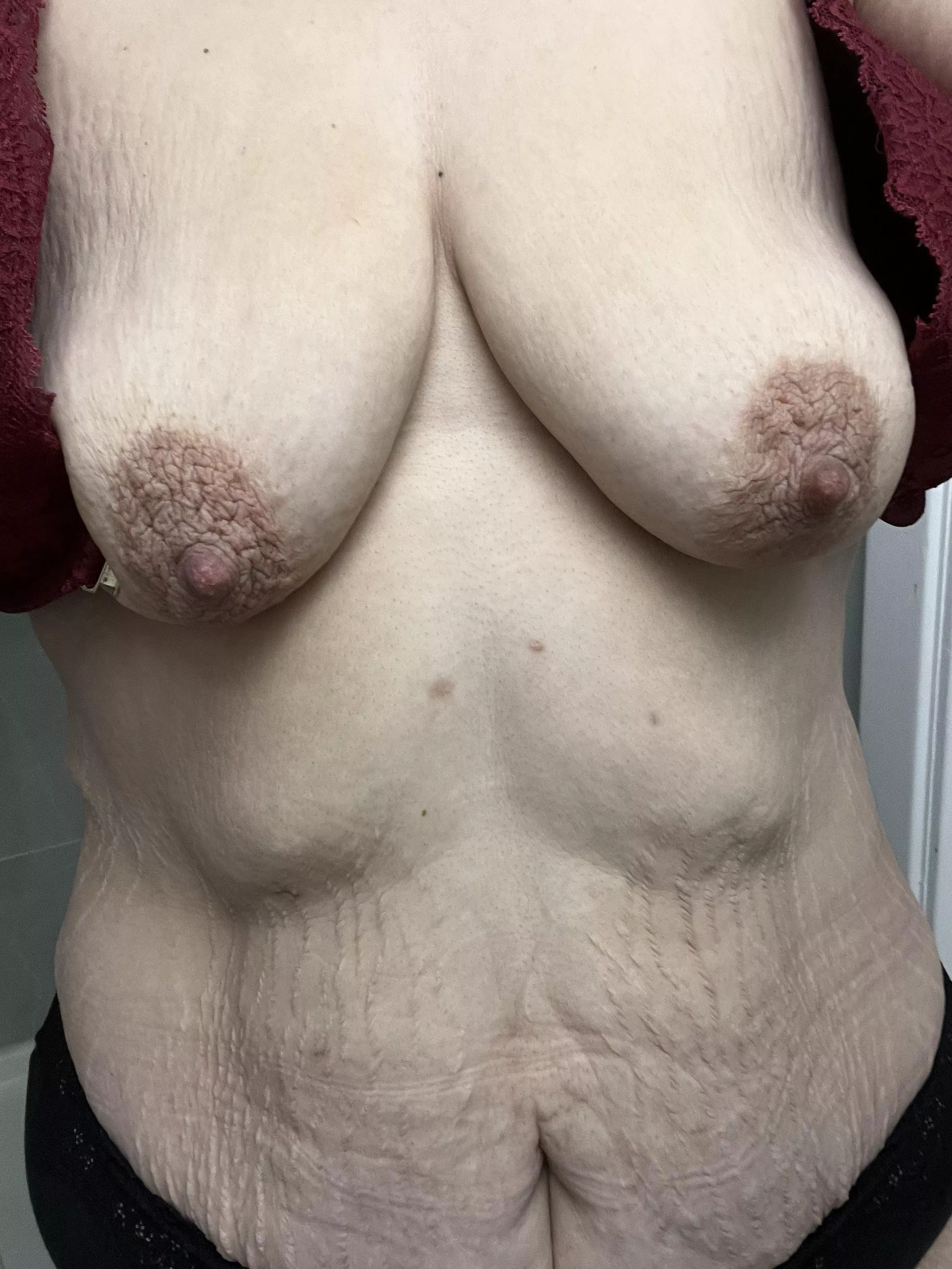 Cum on my tits? 🥵 posted by theoceanismylove