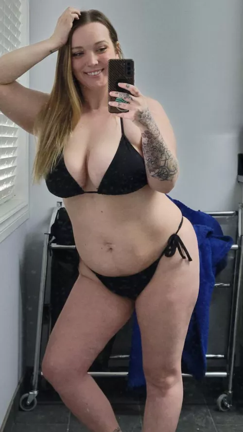 💦 curves in all the right places 🍑 by CurvyCutieBC