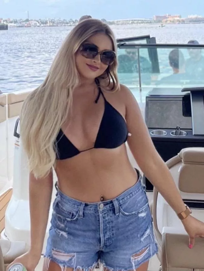 Cute pair posted by top_row69