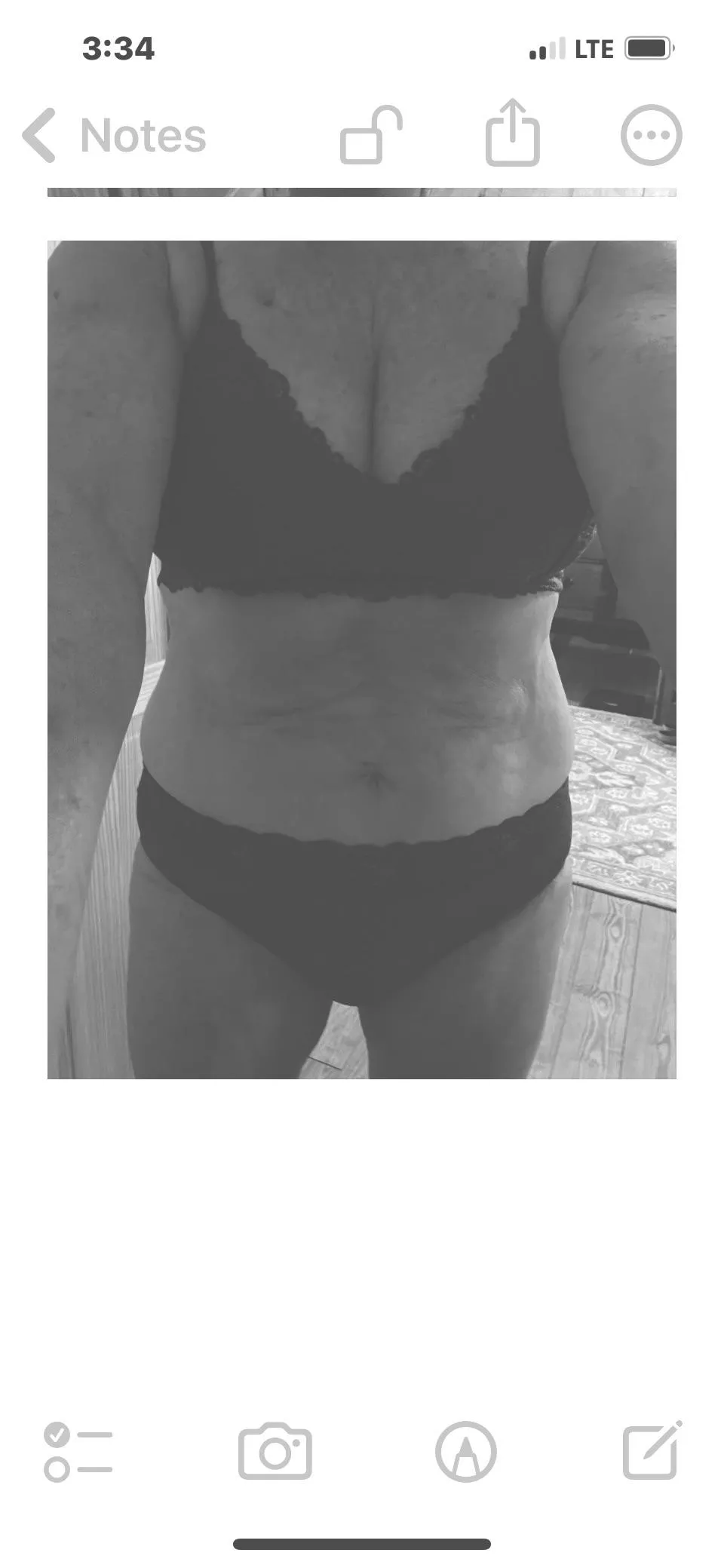 Female 1/2 posted by fwbcouplecurious