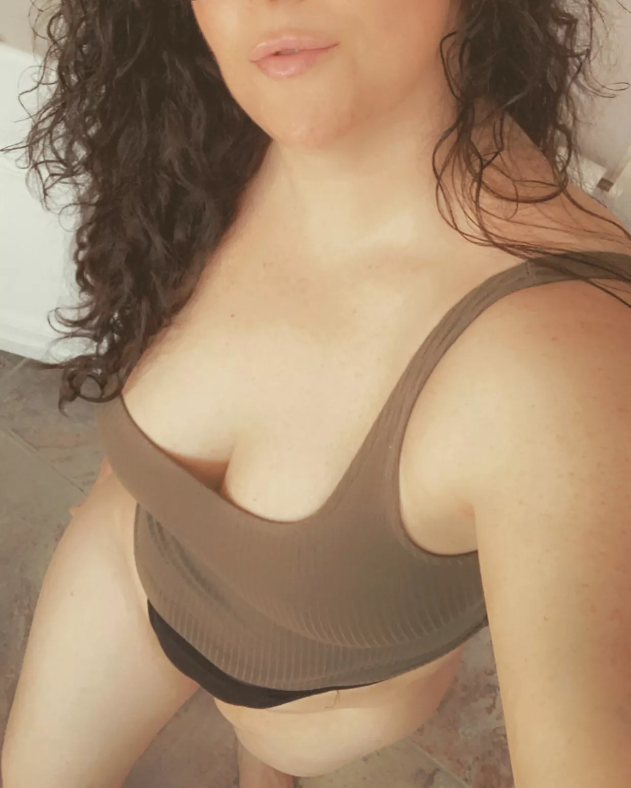 freshly showered and ready to meet my husbands friend again posted by Kate_Gianna