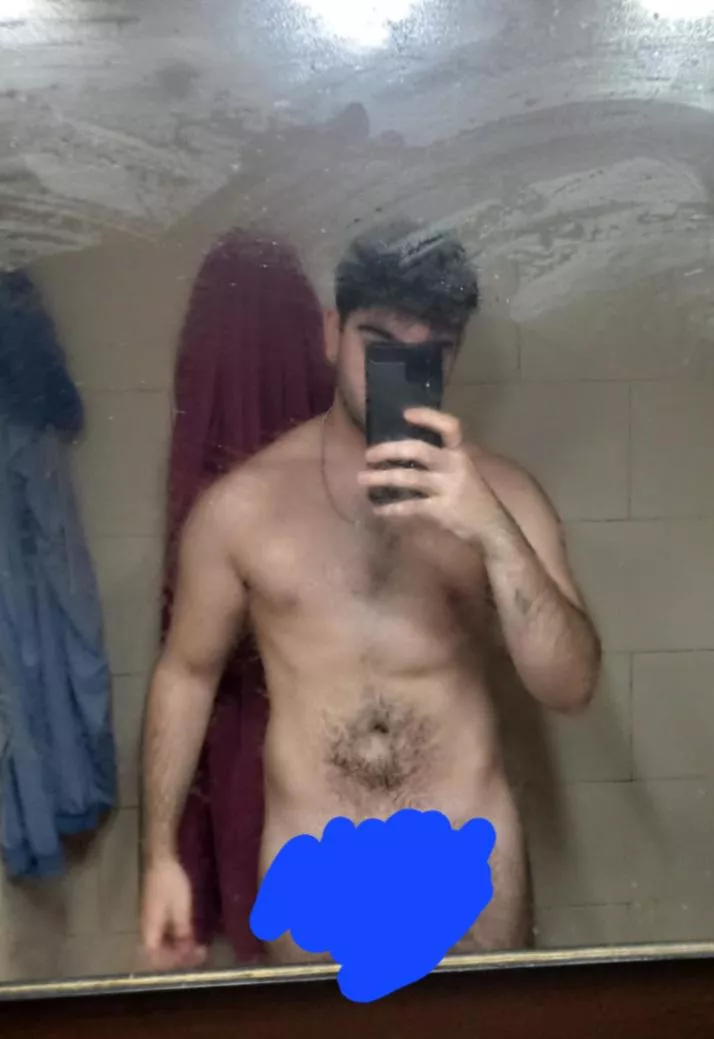 Hello:) [M] 19 posted by BusinessScar6184