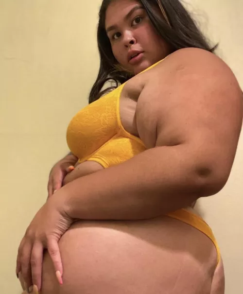 Hit me up?😋 by IndependentCredit836