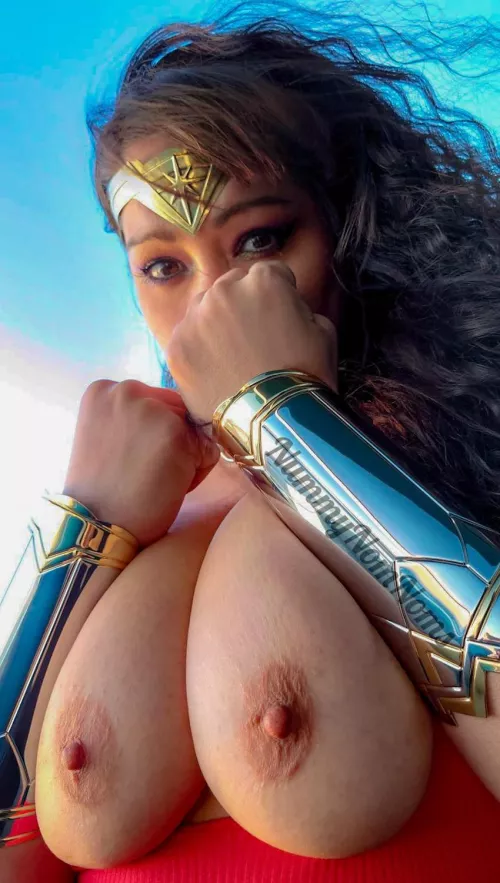 Hope you've enjoyed your comic cons this year! by NummyNomNoms