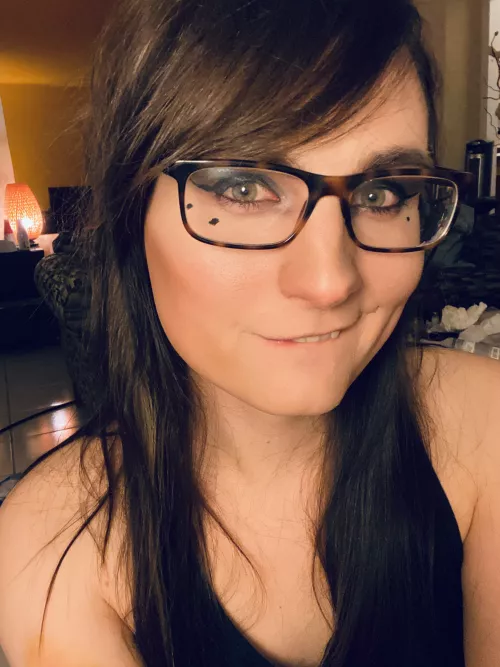 How I actually look day to day (for those that were interested!) What do you think? by AvaShade