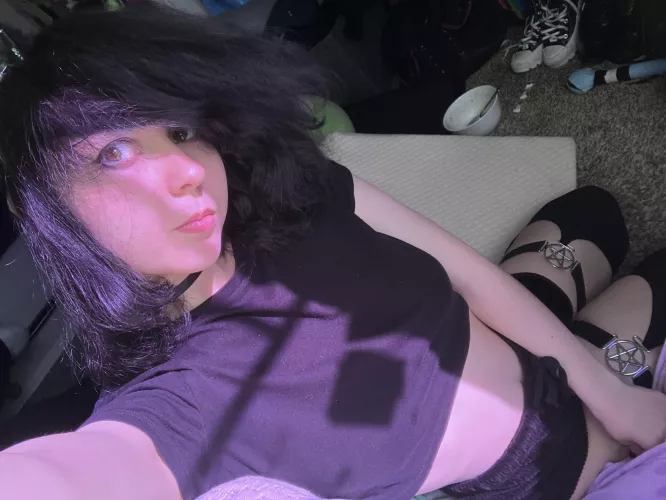 I don’t know if it was the golden hour or just that dust and pollution where I live but this is a lot more warm toned then the light usually use by BrokenBunnies