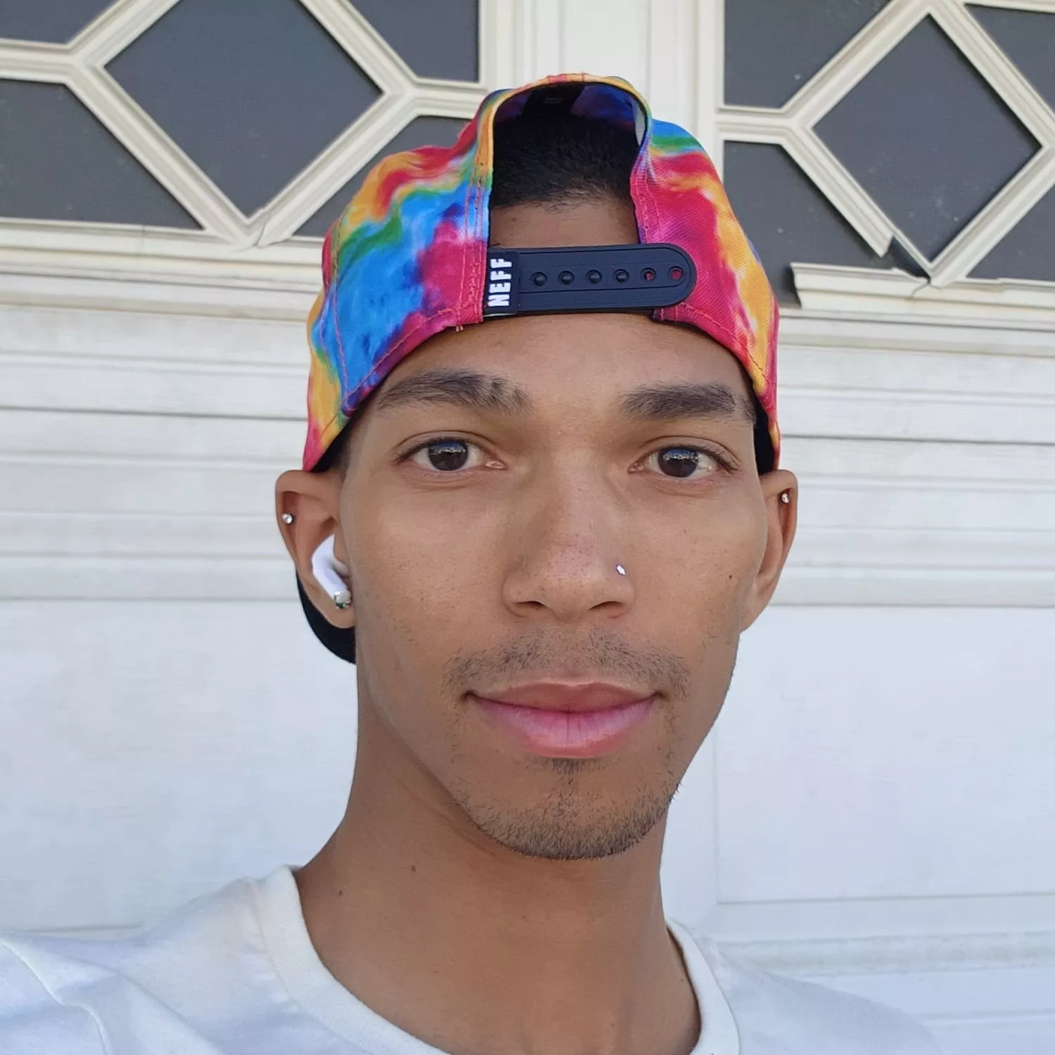 I love Tye Dye, especially this hat 💛 posted by GoldenHollywood