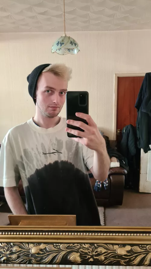 If you book a driving lesson and I turned up to take you, what would your first thought be? by dinron220