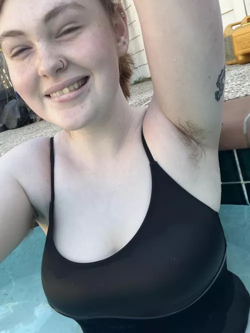 I’m wet and hairy 🖤 by Kaystickedoff