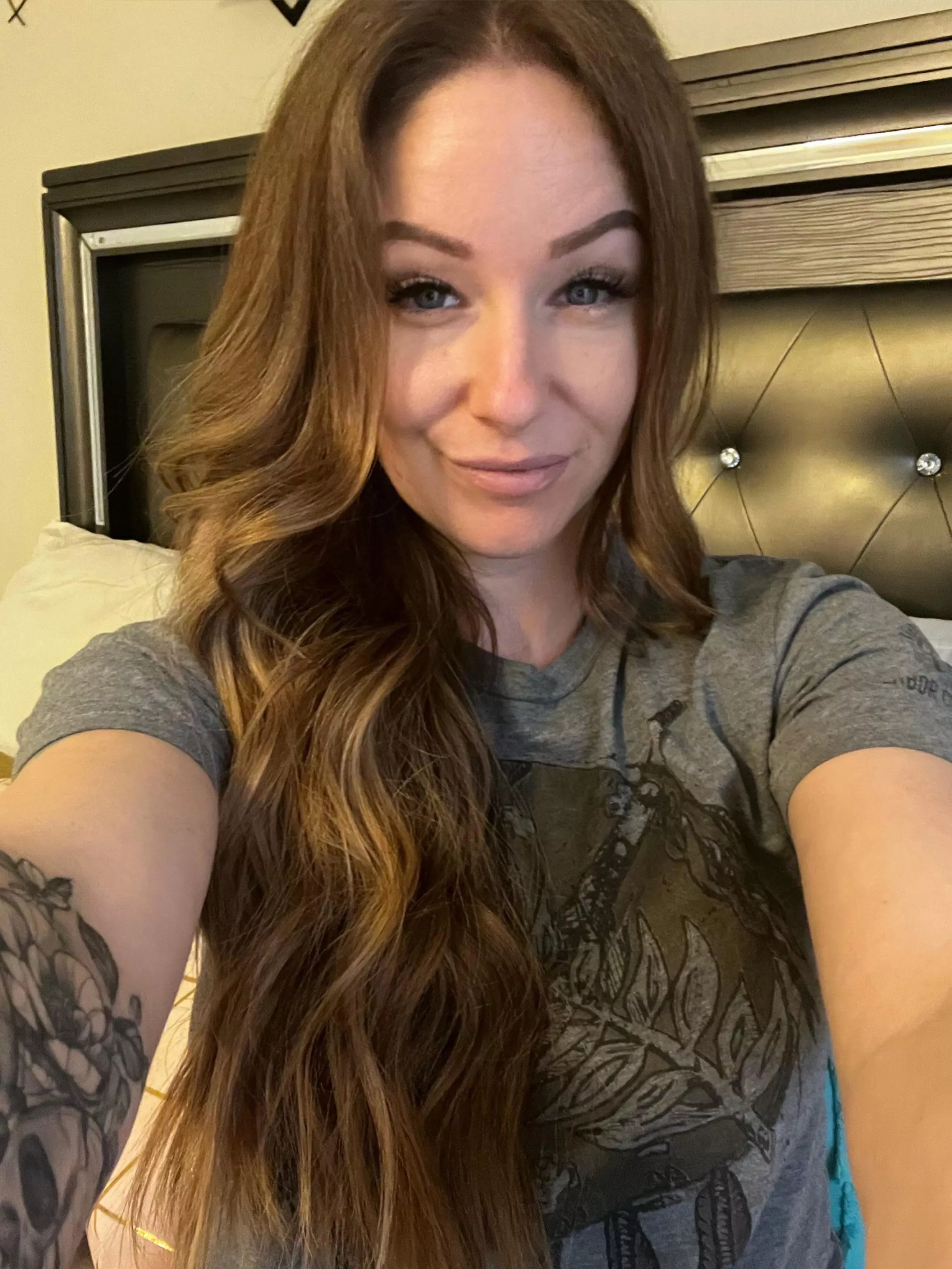 Is it ok to post a clothed selfie now and then? posted by chaoticupcakex