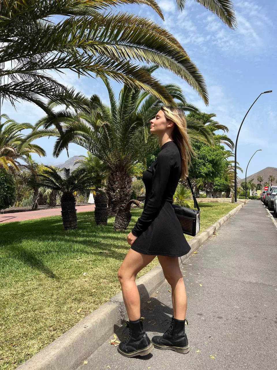 kissed by the sun posted by TommyeAnnika