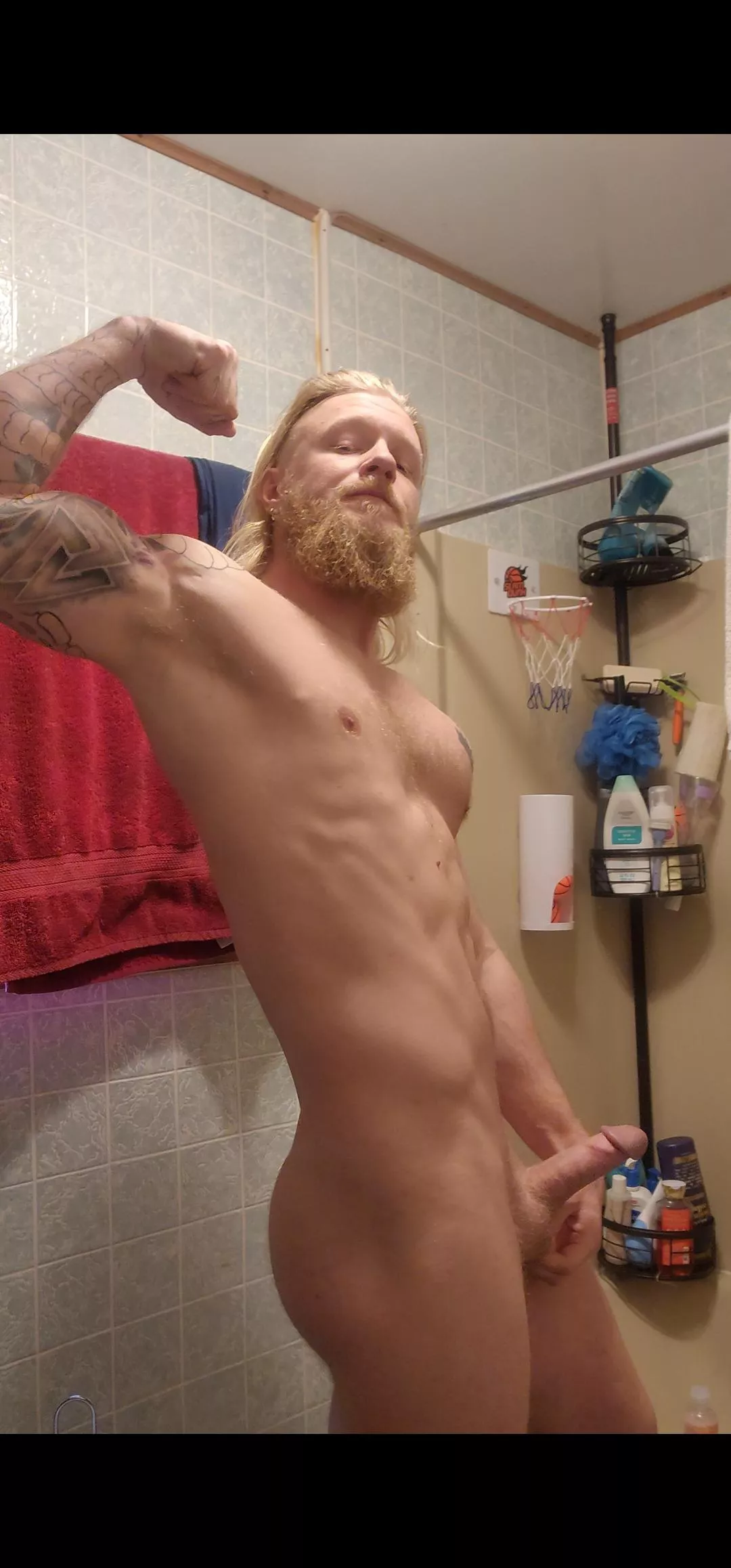 [M] Hope everyone has a good Monday! posted by Mason_albino