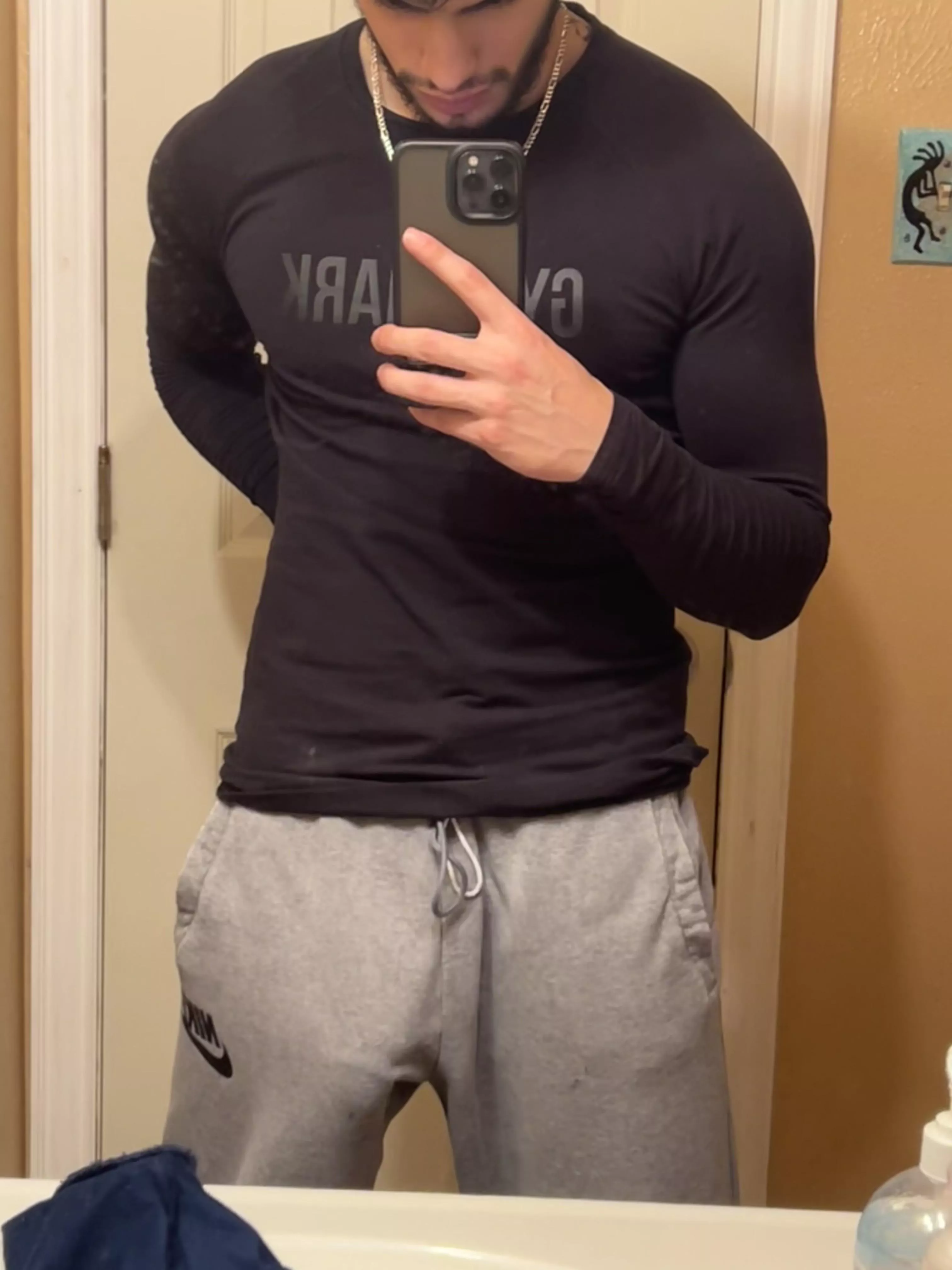 [m] Need a extra hand posted by TrueGodComplex