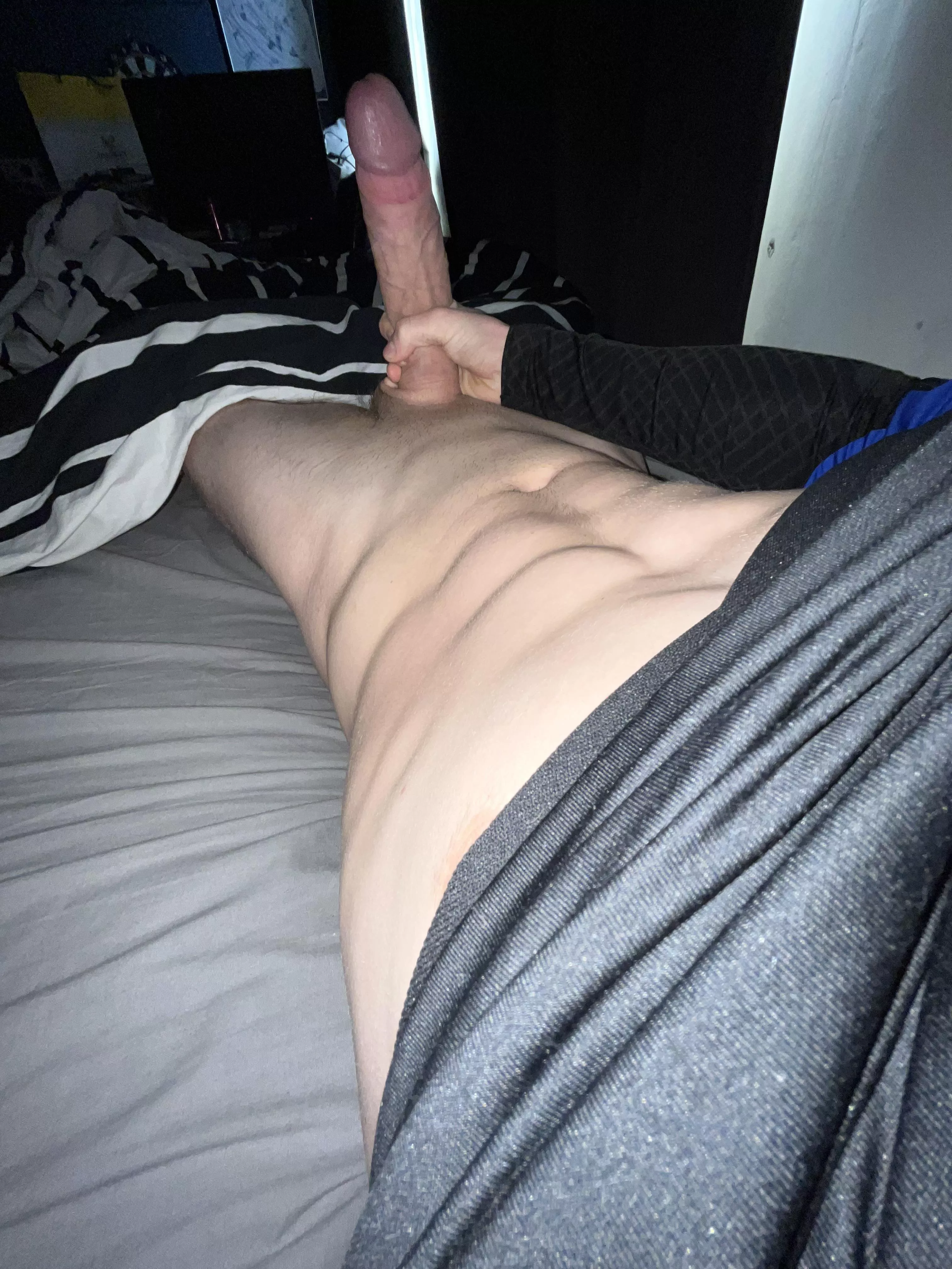 Make me cum posted by netherlandsboy2023