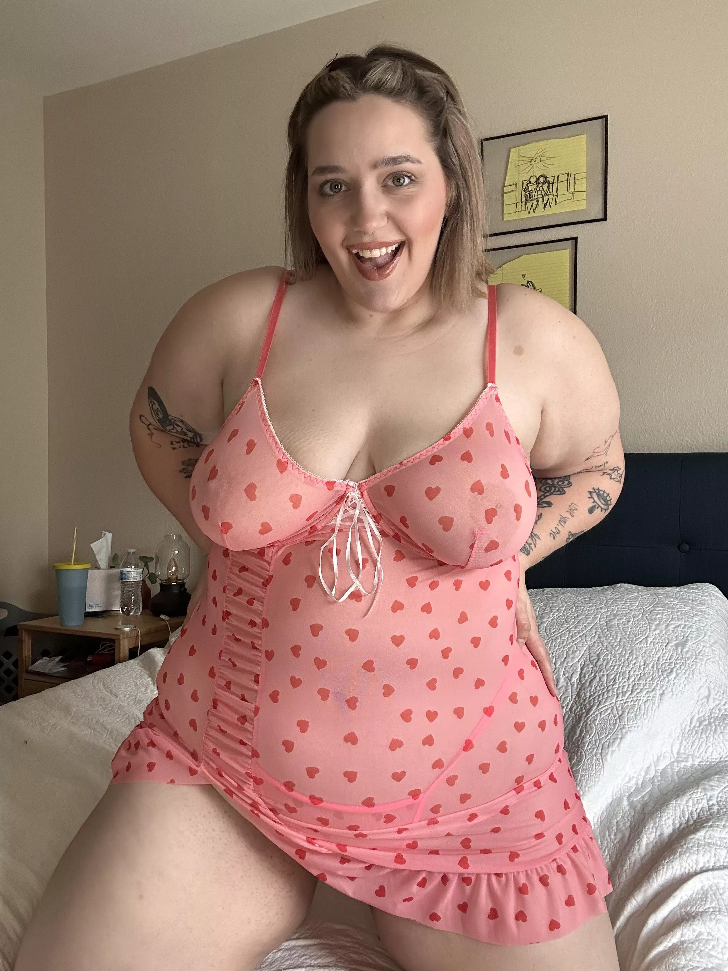 mommy’s hungry posted by sleepy-sofia